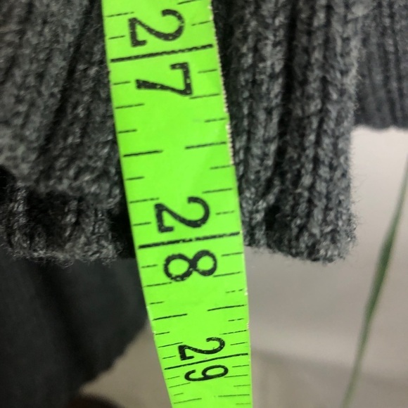 - Mens Grey Sweater. Eddie Bauer. Size Large. - Picture 5 of 6